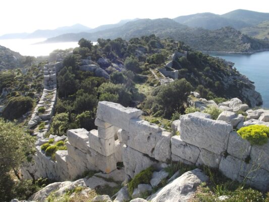 John Graham Tours Castles of Caria cruising tour. Image of ruins of Loryma ancient Greek fortress.